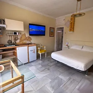 Gibralfaro Turistico Cerca De La Playa , Málaga España
